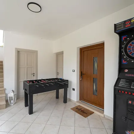 Splendid In Vi Inada With Sauna فيلة Vižinada