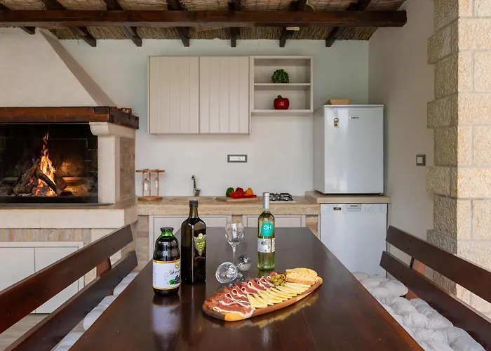 Vila Splendid In Vi Inada With Sauna