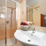 Villa Splendid In Vi Inada With Sauna