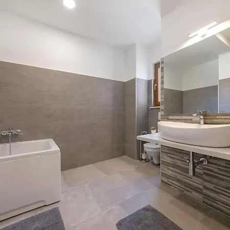 Splendid In Vi Inada With Sauna *