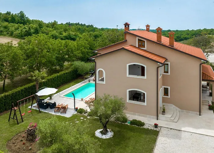 Splendid In Vi Inada With Sauna Villa Vižinada